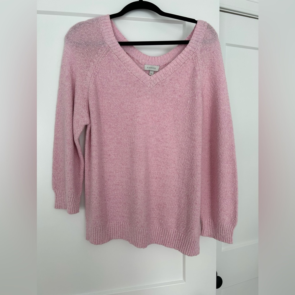 Women’s pink sweater